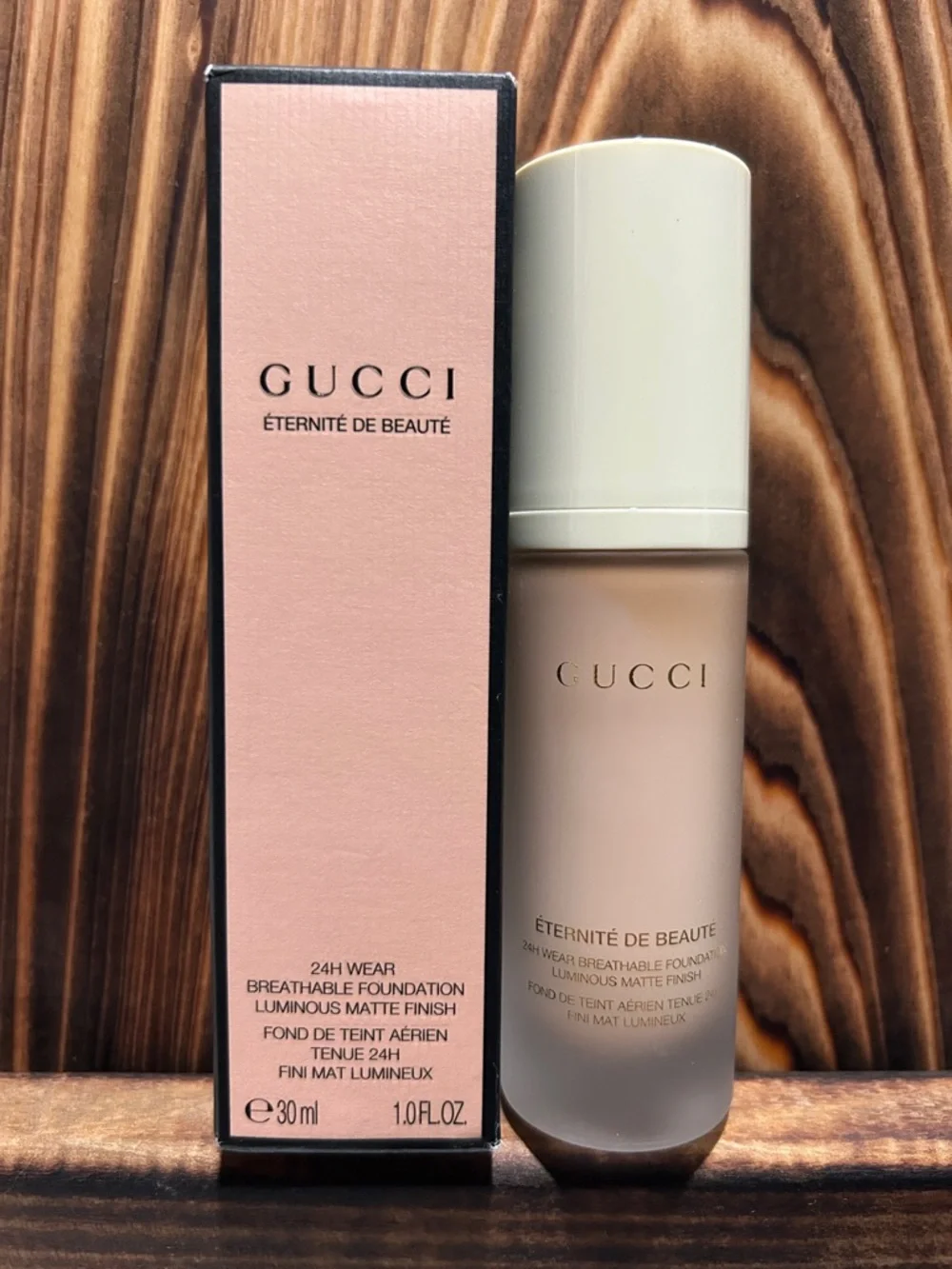 Gucci Éternité de Beauté Breathable Foundation — Pink & Cream Packaging